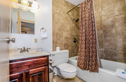 Cody Hotel | Irma Hotel