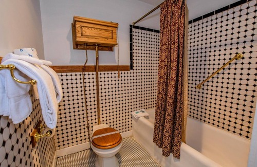 Cody Hotel | Irma Hotel