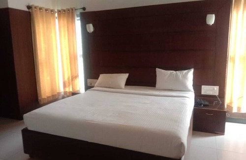 Chamarajanagara Resort | iROOMZ Nijaguna Resort