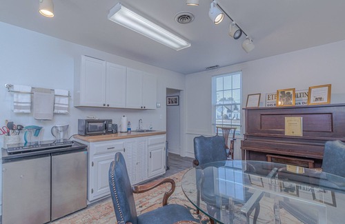 Irvington House | Irvington VA