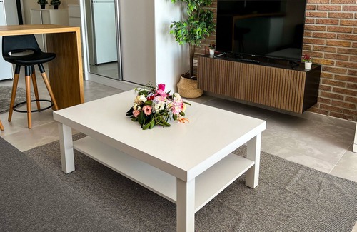 Gastria Apartment | Isabella Pool Apartments