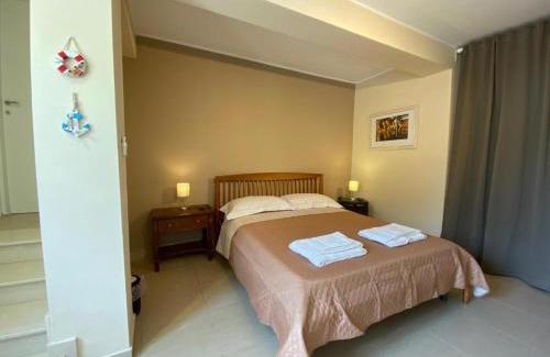 Isca Marina House | ISCA BLUE BEACH Casa in Villa vicino al mare, sino a max 8 persone