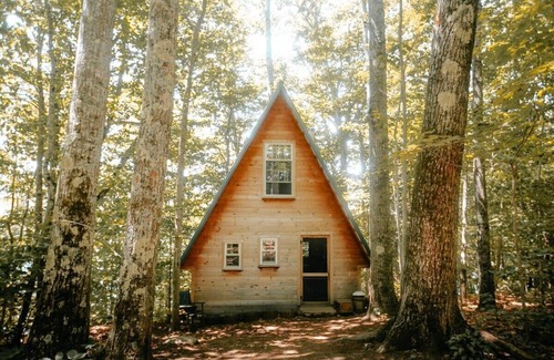 Monmouth Cabin | Island Aframe Adventure in Maine