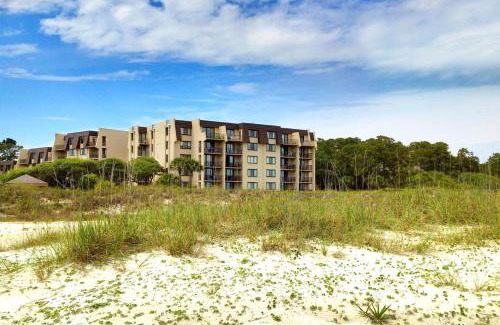 Folly Field Apartment | Island Club