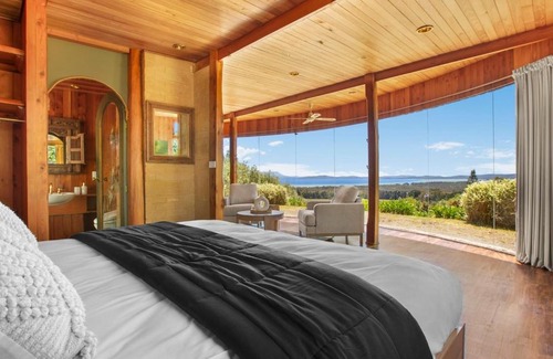 Adventure Bay House | Island Cottage - Bruny Island
