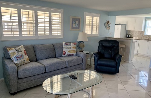 Siesta Key Villa | Island House Beach Resort V18 by RedAwning