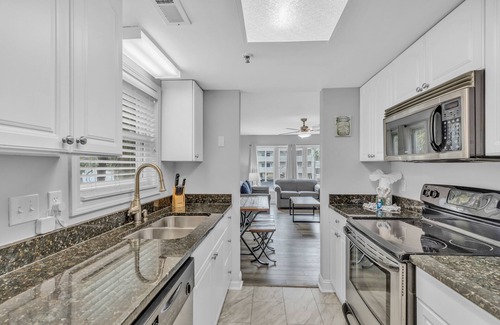 Windy Hill Condo | Island palms