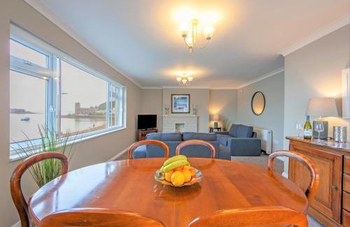 Oban Apartment | Island View