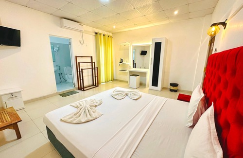 New Town Hotel | Ismattha hotel