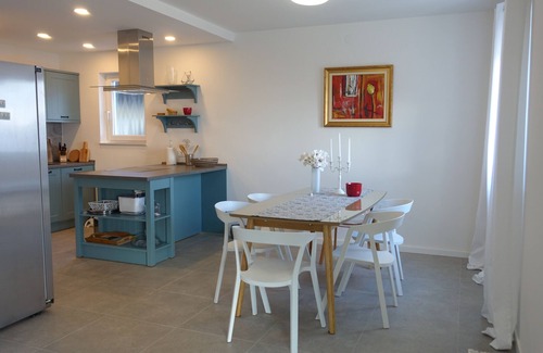 Zagorje Villa | Istrian house with an infinity pool and a sea view close to the beach
