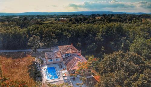 Sumber Villa | Istrian Villa Happy House