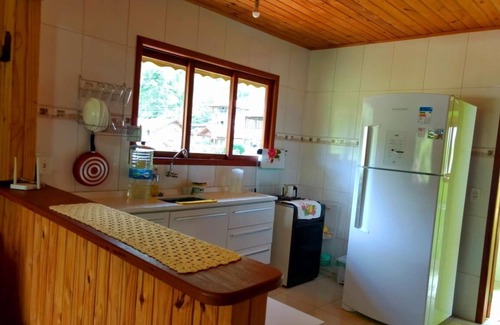 Visconde de Maua House | It's close to the center, cozy and ideal for resting and sightseeing.