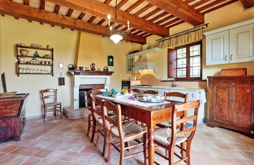 Serrapetrona House | It's pure magic! Dont' miss this unique chance.a beautiful view and an exclusive stay will take yo