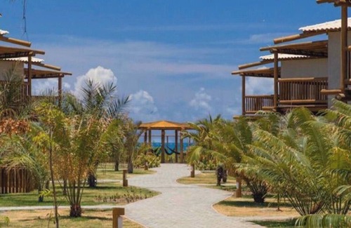 Monte Gordo House | Itacimirim, high standard seafront.