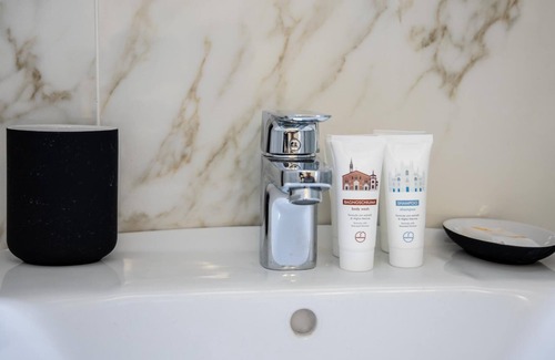 Magenta Apartment | Italianway - The B Village Standard - 07