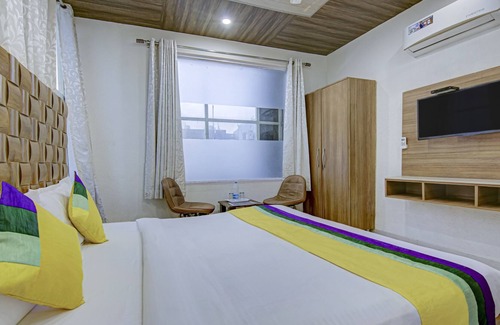 Zirakpur Hotel | Itsy By Treebo - Sharrytel