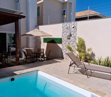 Praia do Morro House | Ivana Imoveis - Casa com Piscina na Praia do Morro á 2 minutos da praia