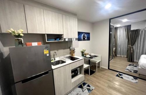 Chan Kasem Apartment | Ivory Ratchada-Ladprao Huai Khwang Night Market Condo
