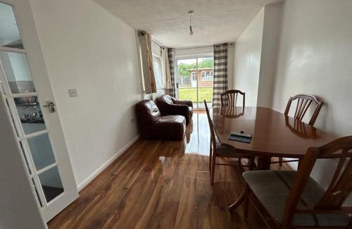 Leicester House | Ivydale Guest House