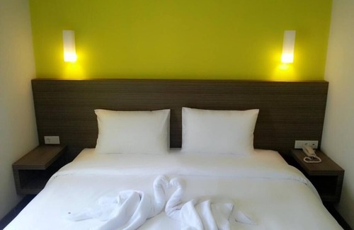 Bogor Timur Hotel | IZI Hotels