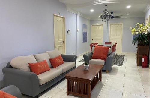 Kuala Penyu House | J Guest House