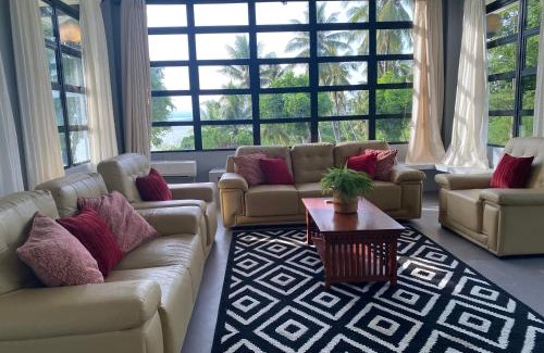 Kuala Penyu House | J Guest House