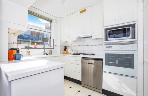 Kirribilli Apartment | Jacks Sydney Harbour Waterview w Free Parking