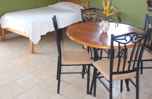 Calibishie House | Jacoway Inn