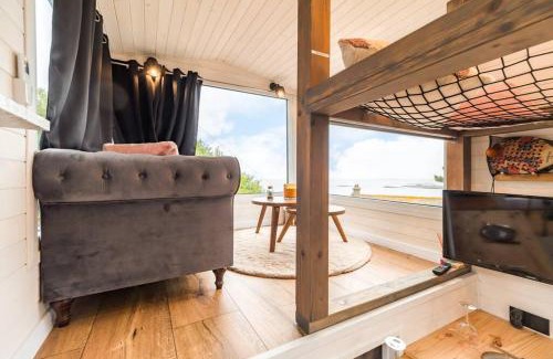 Trevou-Treguignec Ski Chalet | Jacuzzi Tiny-House face mer Evasion sur la falaise