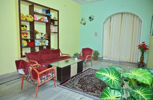 Allahabad Apartment | Jai Villa homestay