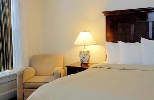 Newport Hotel | Jailhouse Inn