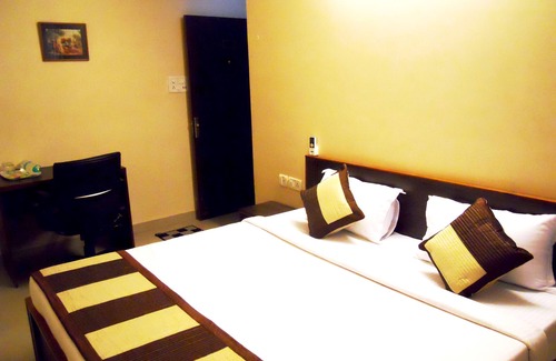 Vaishali Nagar Hotel | Jaipur Residences 1