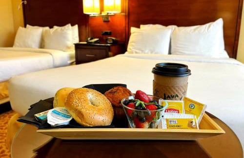 Islandia Hotel | Jake's 58 Casino Hotel - Adults Only