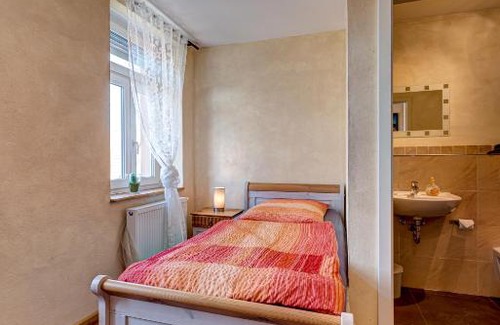 Freckenfeld House | Jakobshof