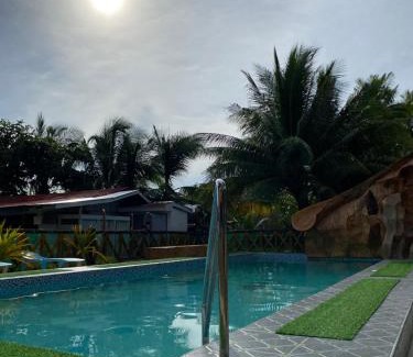 Loay Hotel | Jala Beach Resort