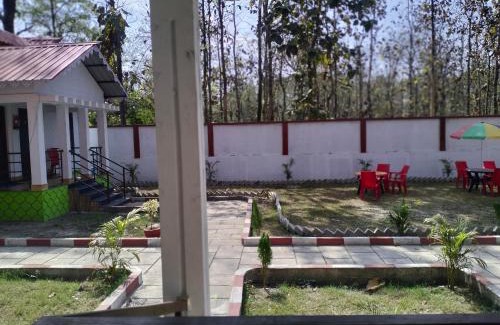 Madari Hat Hotel | Jaldapara Hotel Accommodation