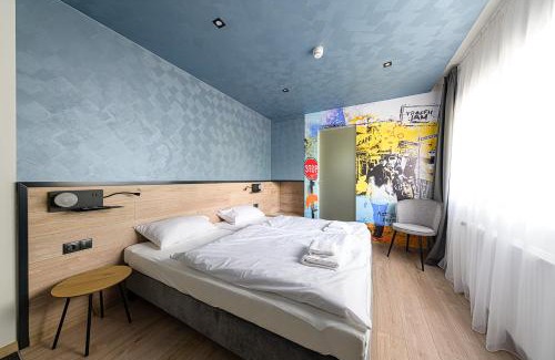 Kapuvar House | Jam Panzió