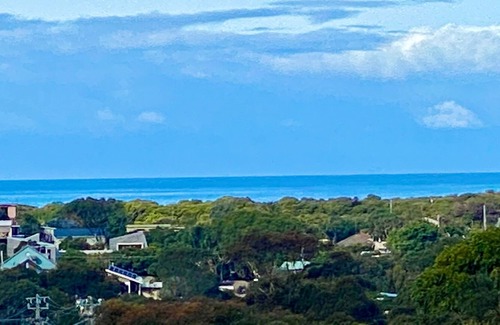 Jan Juc House | Jan Juc Ocean Views - pet friendly