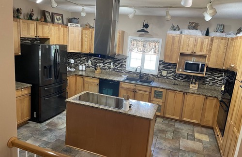 Oconee County House | Jana Retreat 3 BR/2 Bath Pool