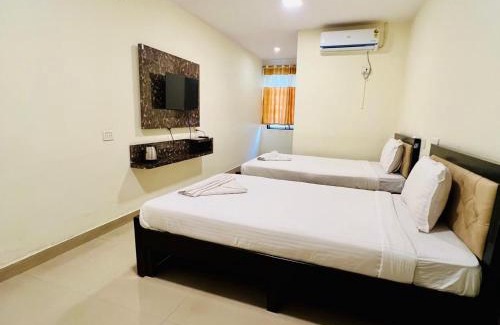 Bellandur Hotel | Janav Comforts & Suites