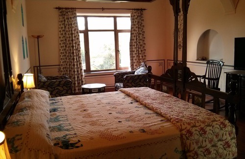 Bani Park Hotel | Jas Vilas