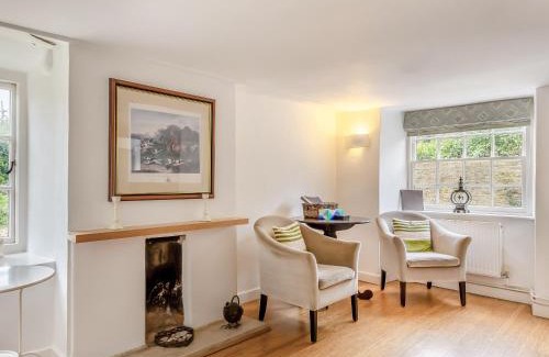 Holworth House | Jasmine Cottage