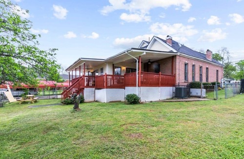 Birmingham House | Jefferson Ave Historic