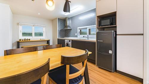 Gujwa House | Jeju eseutteuleya pension