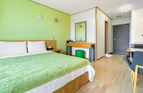 Andeok House | Jeju the Oceanhill Pension