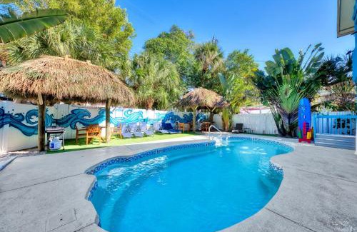 Siesta Key House | Jellyfish Unit, Walk to Beach & Siesta Key Village, Pet-Friendly