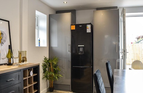 Ashford House | Jemmett House
