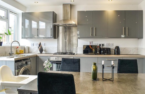 Ashford House | Jemmett House
