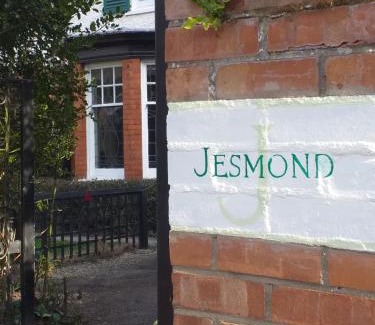 Hull Bed & Breakfast | JESMOND House B&B room 1