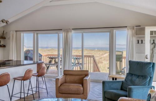 Rockaway Beach House | Jettyview Lodge - Meredith Lodging